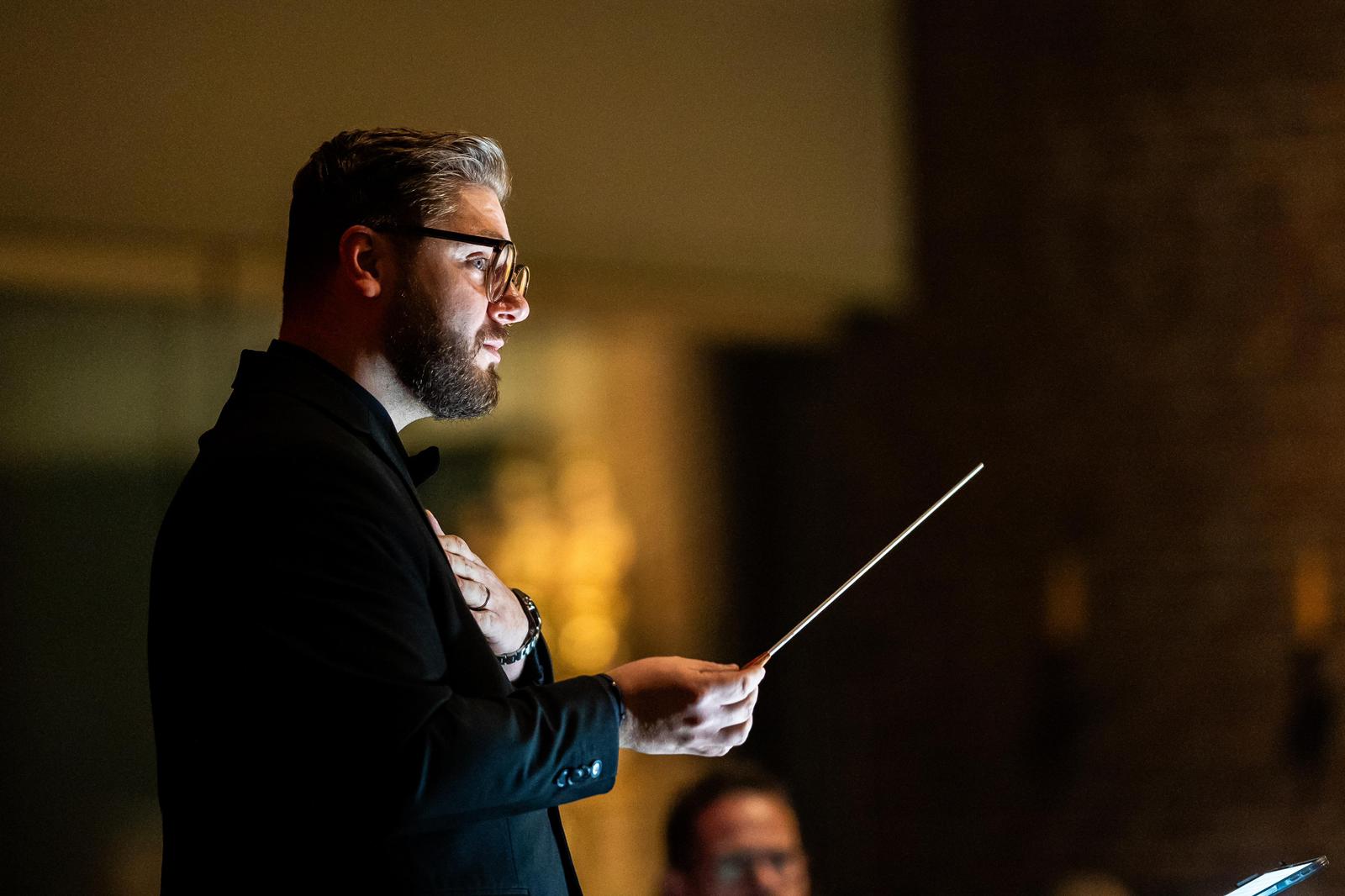KONTRASTREICH·BEWEGEND·MODERN - PERFLU ORCHESTER KOLPING DÜLMEN